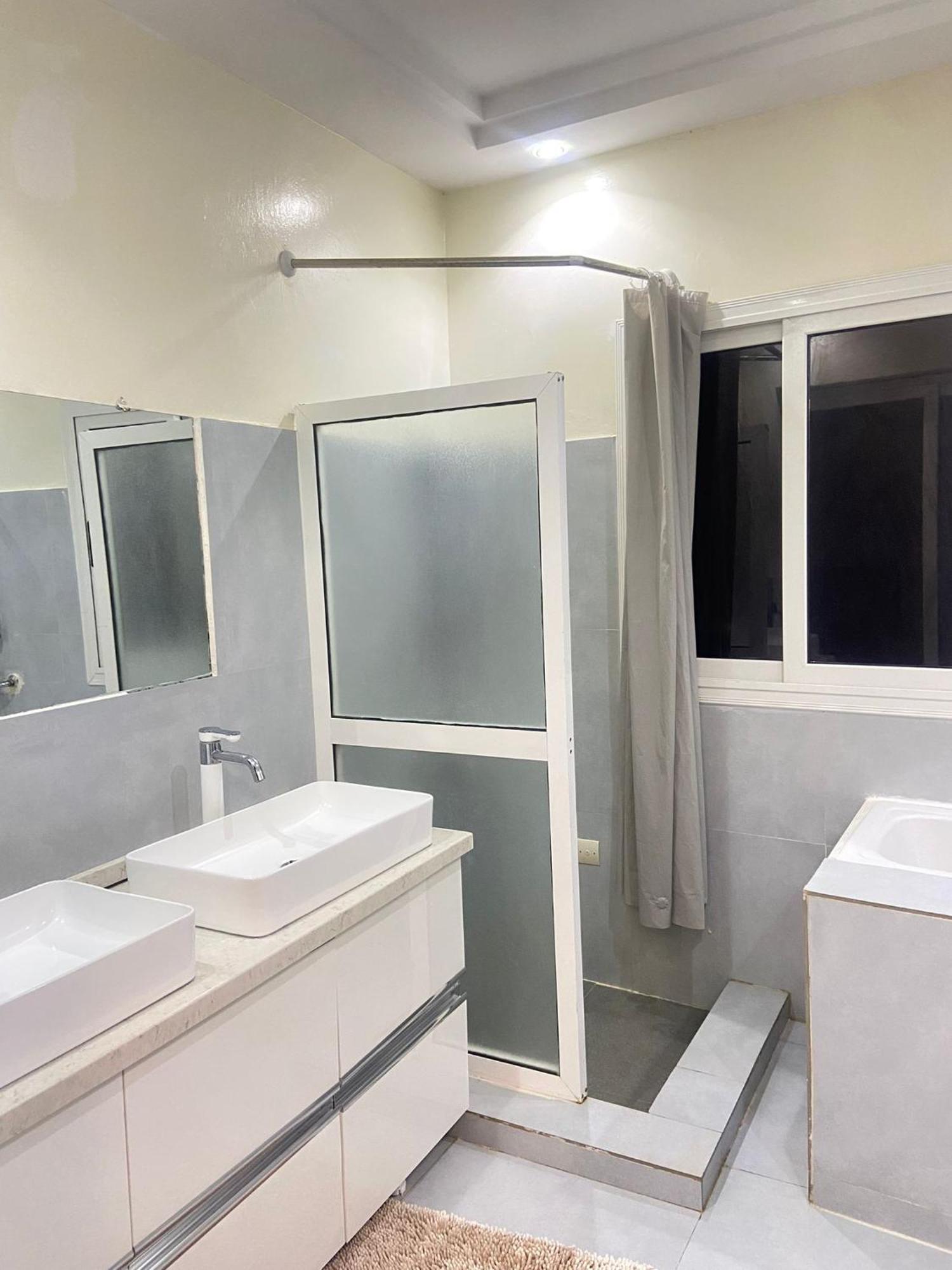 Appartement Luxe Idealement Situe A Dakar Exterior foto